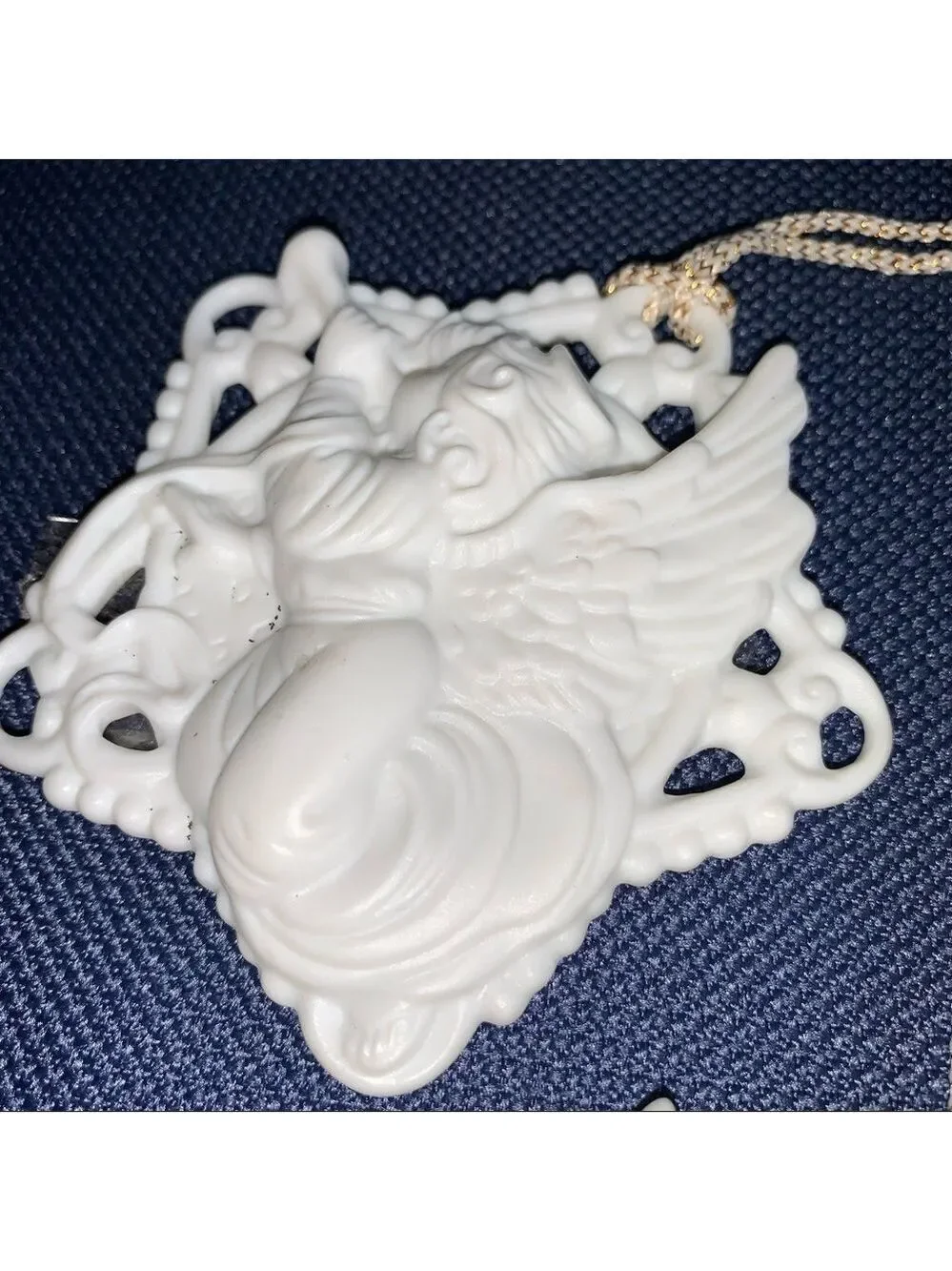 PRECIOUS MOMENTS 3-D vintage angel ornaments set/3